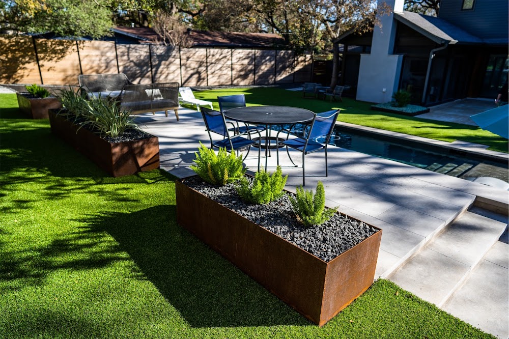 Sullivan's Landscaping & Lawn Service